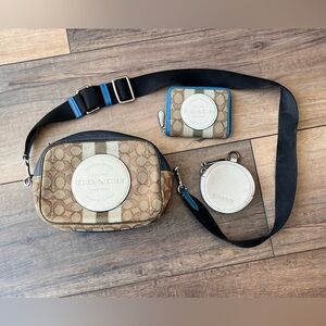 Coach Dempsey Canvas/Leather Crossbody w/Signature C &
matching wallet & pouch!